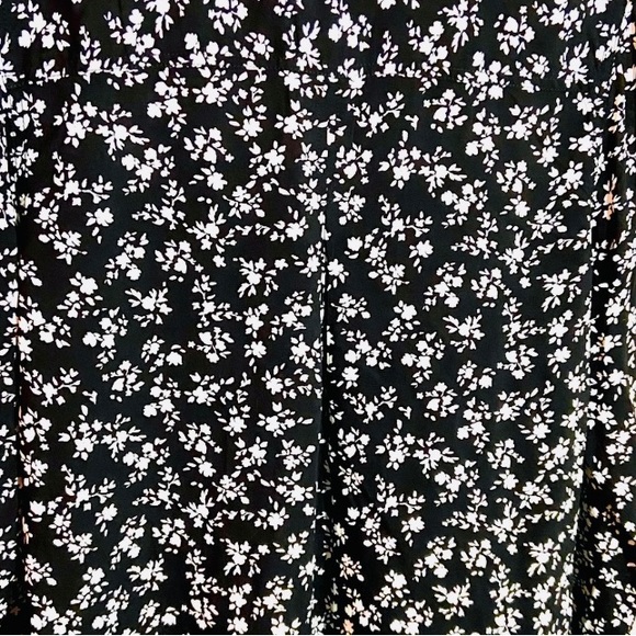 BEACHLUNCHLOUNGE COLLECTION Light & Airy Long Sleeves Button Front Size Large - Picture 2 of 5